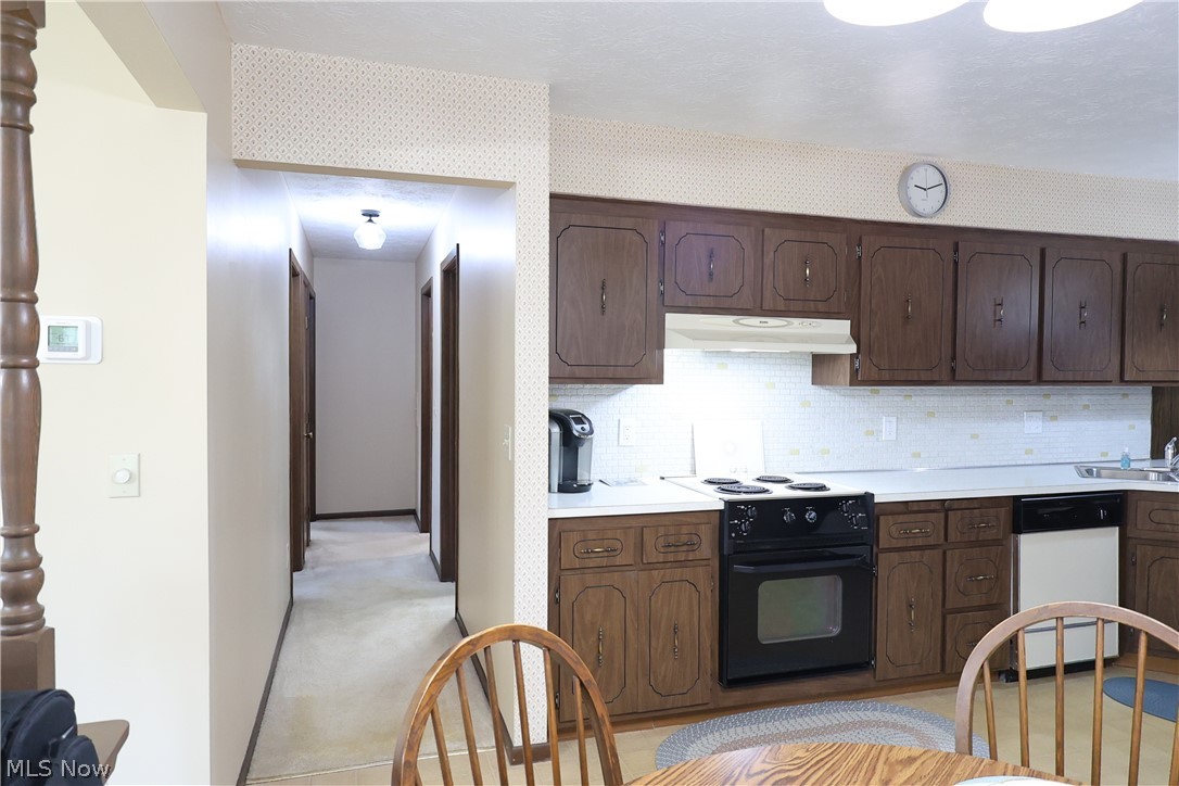 Donna Rae Drive/Williamsburg H - Residential