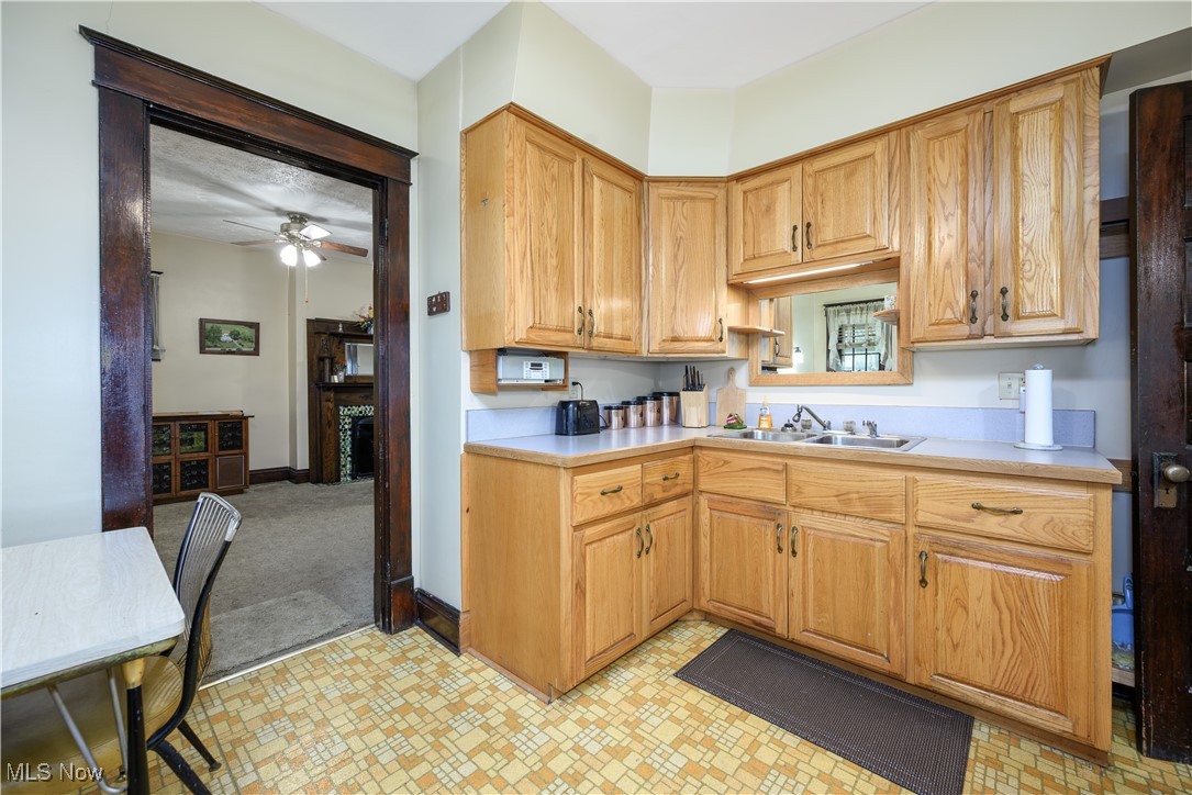 Alliance, Ohio 44601, United States, 3 Bedrooms Bedrooms, ,2 BathroomsBathrooms,Residential,Contingent,206026