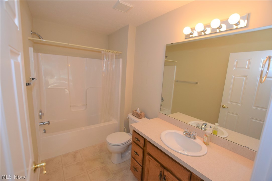 Villas/Waterford Xing Condo - Residential