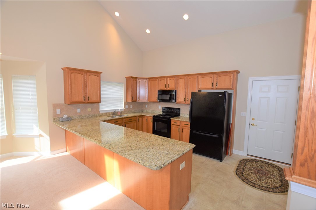 Villas/Waterford Xing Condo - Residential