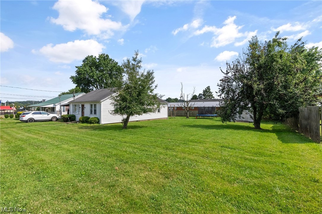 Belmont Manor - Residential