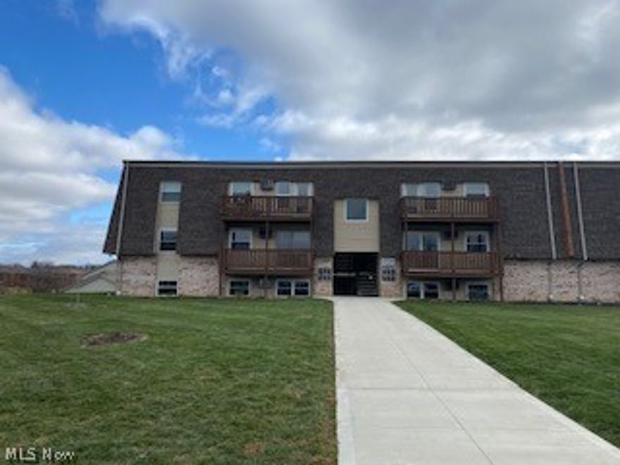 Rental Applications must be completed prior to showing.