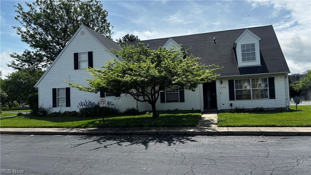 Photo of 1192 Atwood Drive, Cleveland, OH 44108 (MLS # 5213291)