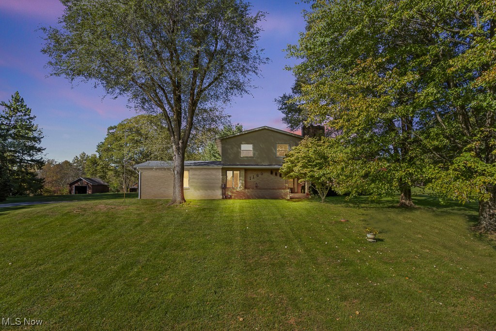 1165 Homeworth Road, Alliance, Ohio image 2