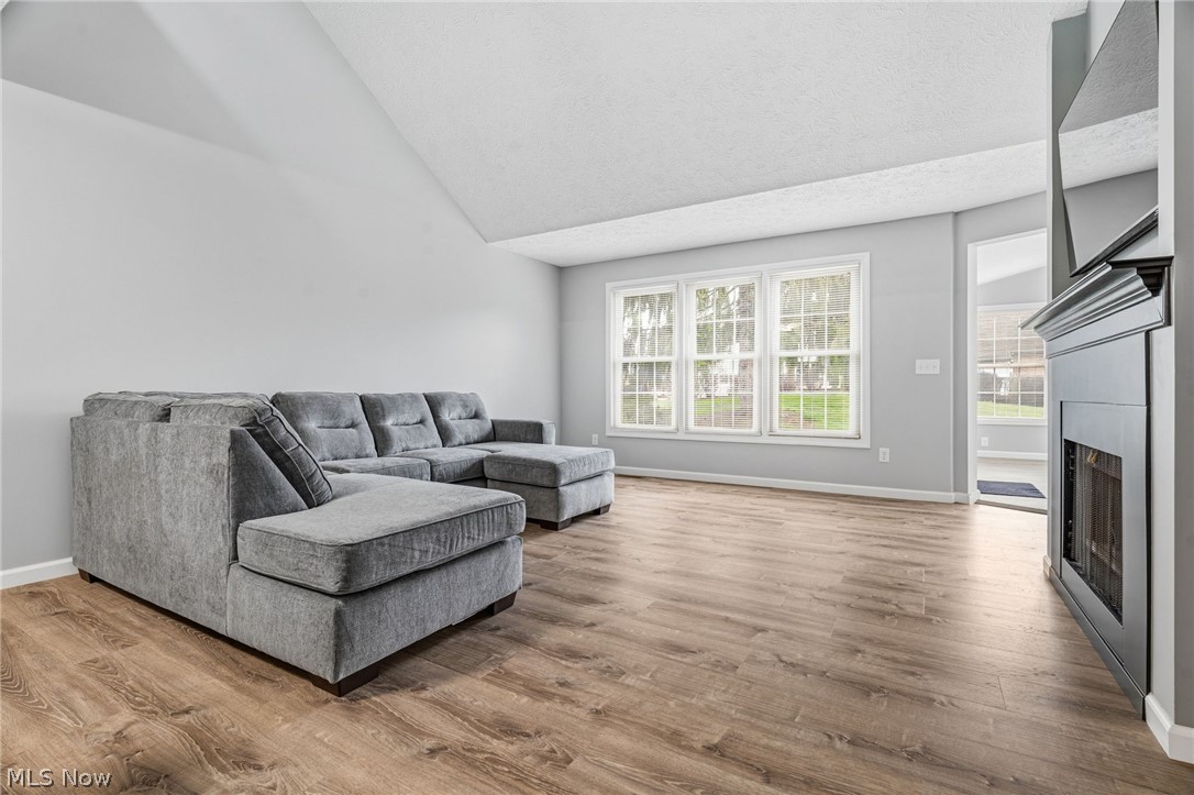 Villas At Kings Creek Condo - Residential