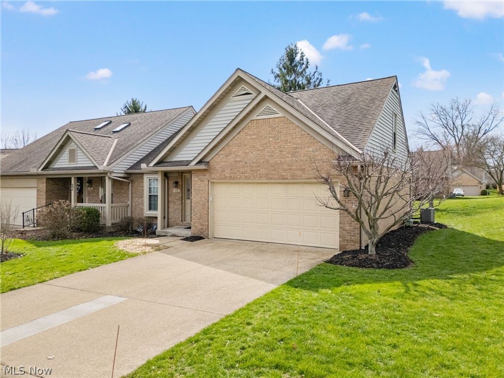 Photo of 114 Ledbury Circle NE, Canton, OH 44721 (MLS # 5197775)