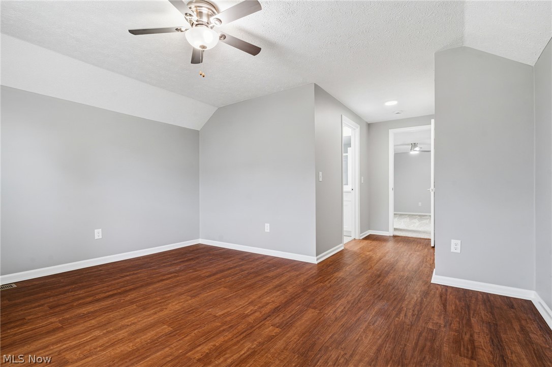 Villas At Kings Creek Condo - Residential