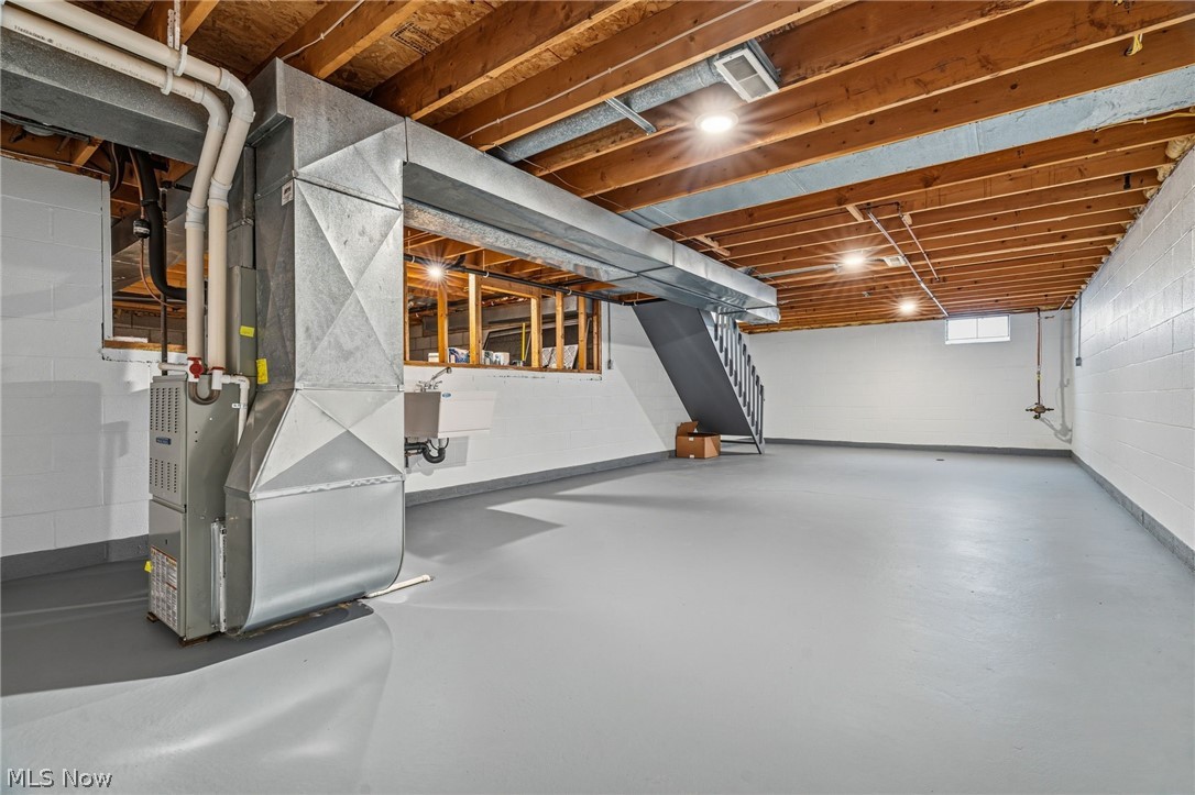 Villas At Kings Creek Condo - Residential