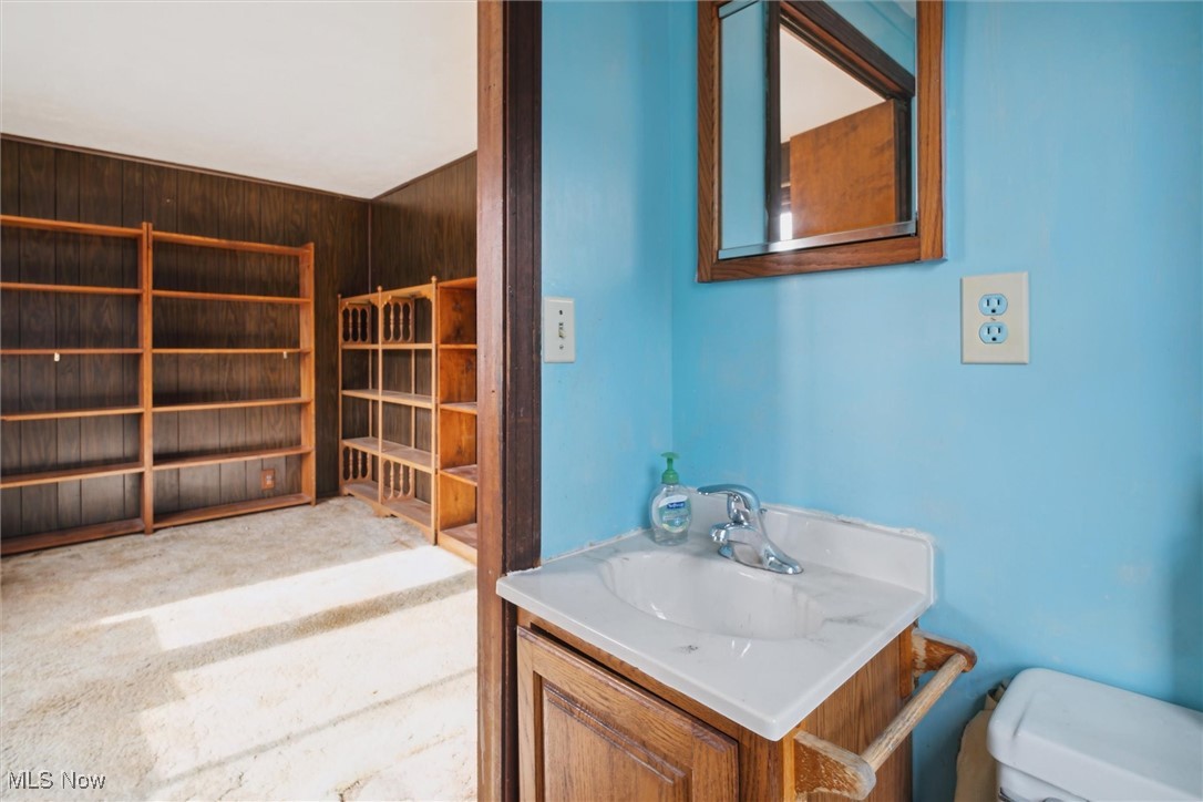 Eagle Point/Lk Allotment - Commercial Sale