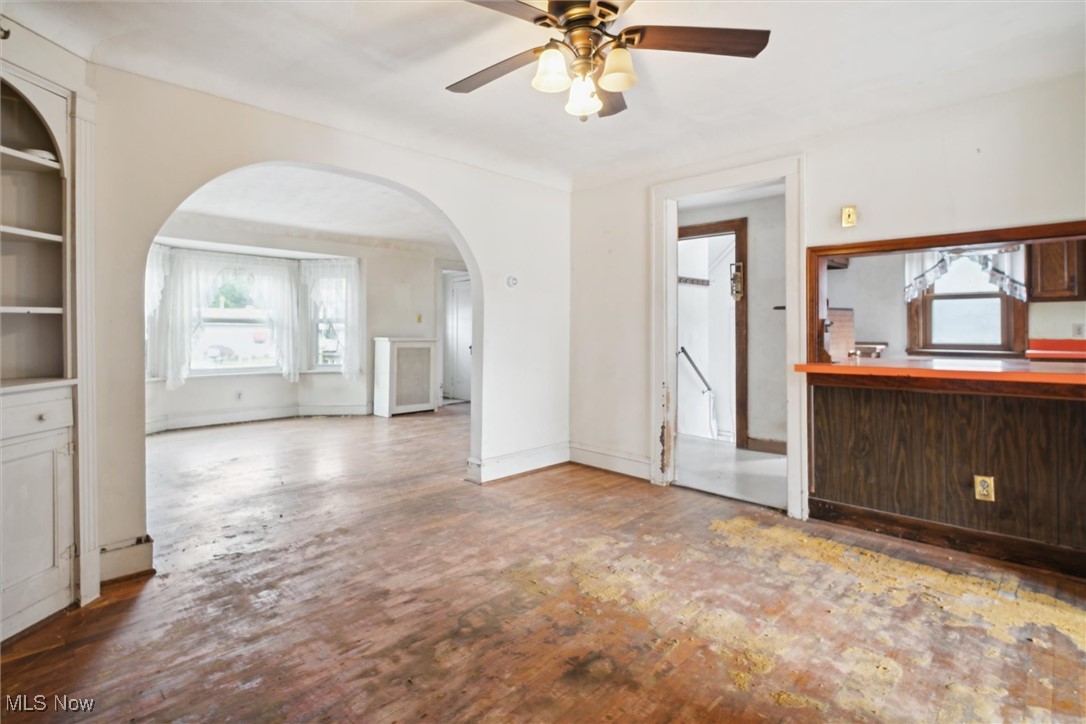 Eagle Point/Lk Allotment - Commercial Sale