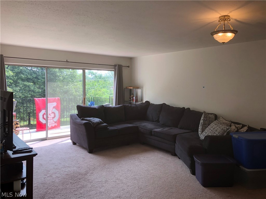 Versailles At Hudson Condo - Residential Lease