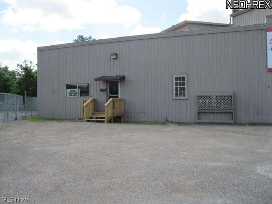 650 sq.ft. building located in a well established business area. Close to interstate access