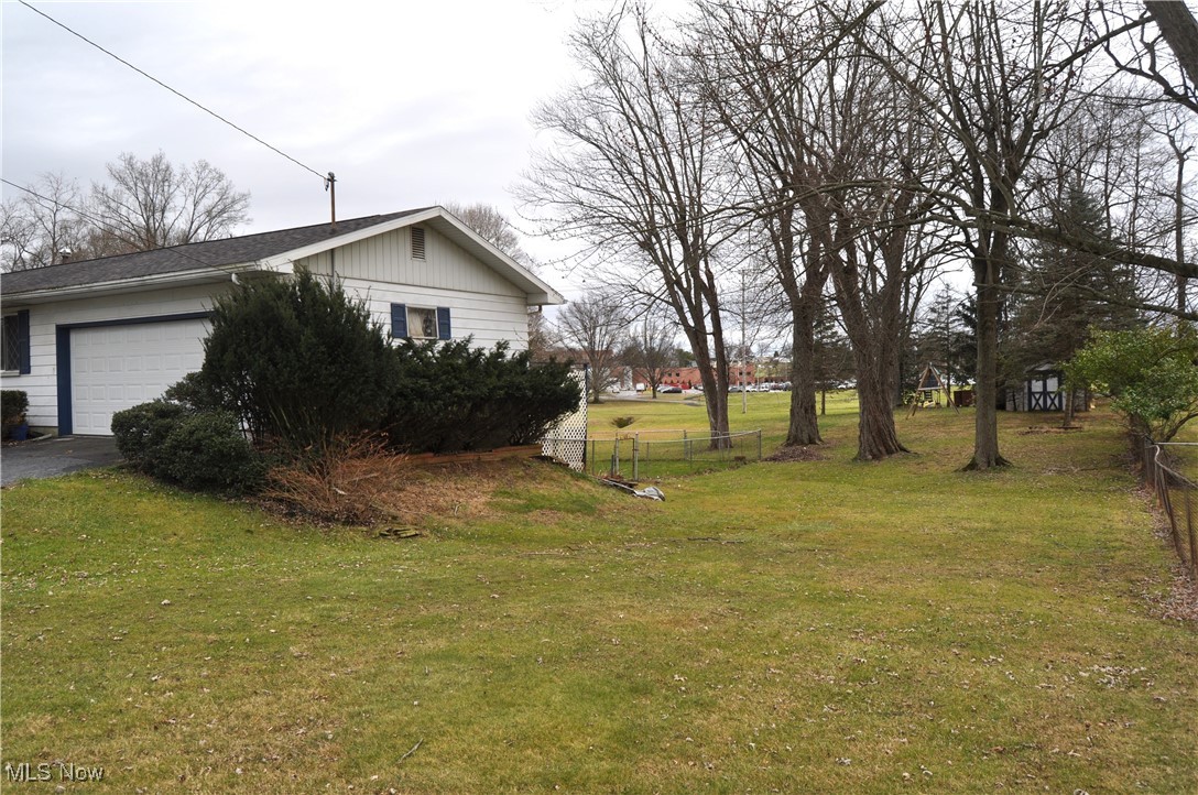 1026 Country Club Drive, Zanesville, Ohio image 7