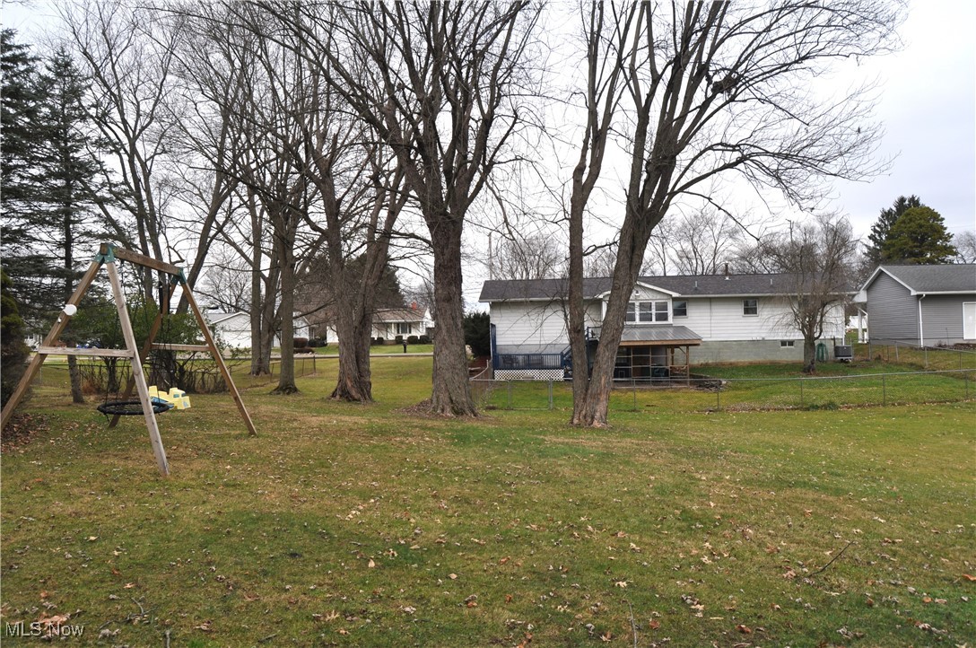 1026 Country Club Drive, Zanesville, Ohio image 5