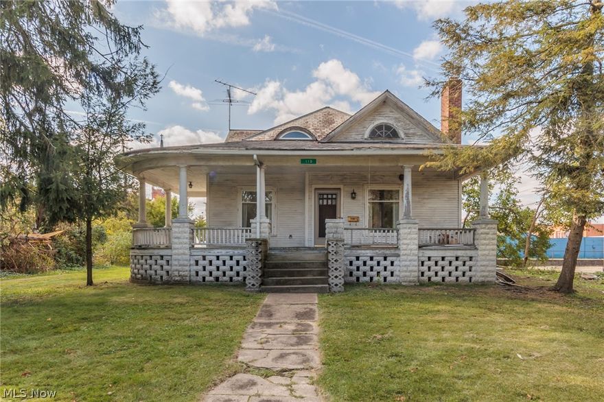 In the heart of Wellington. Walk to all the restaurants and stores and public buildings. One of the original homes in Wellington with all the classic architecture not seen today's in current construction. Many uses for this property including potential to make a commercial building with office suites, airBnB or personal residence. Two lots included in the price. Being sold as-is.