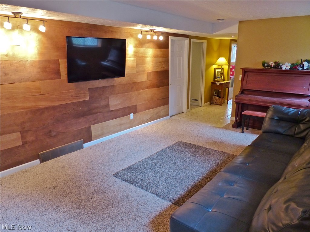 Springs Lake - Residential