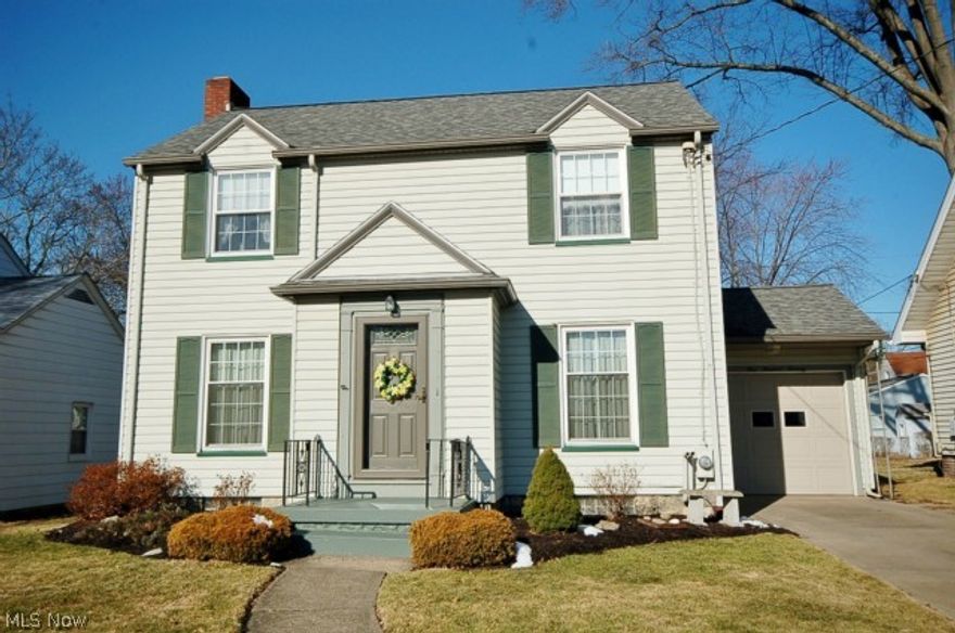 As good as it gets! Just wait until you see this absolutely spotless and beautifully maintained 3 bedroom, 2.5 bath home! With neutral and tasteful décor, this wonderful home has much to offer. And, thanks to a large family room addition and a basement rec room, there is much more living space here than you might think. Consistently updated through the years, this home is truly "move in" ready! It comes with all kitchen appliances, new exterior doors, newer furnace, some newer windows and even a home warranty! You will be glad you looked at this one!