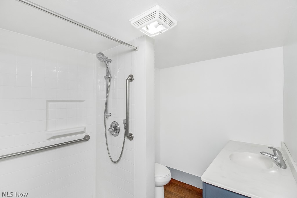 Angus Mcdonalds Add - Residential