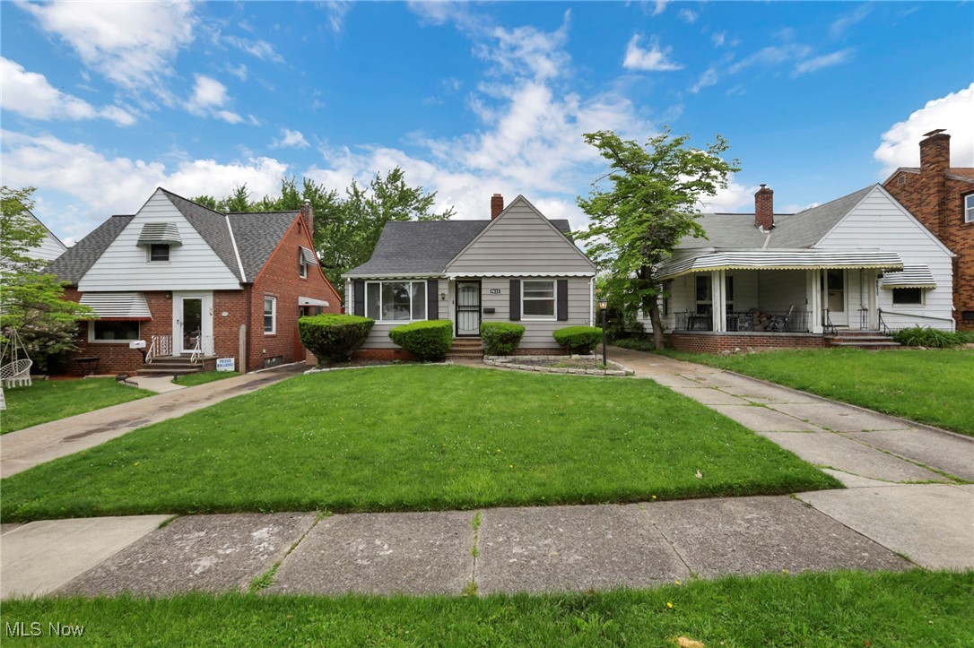9611 Mccracken Road, Garfield Heights, Ohio image 1