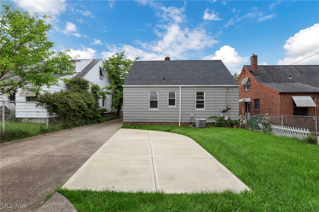 9611 Mccracken Road, Garfield Heights, Ohio image 27
