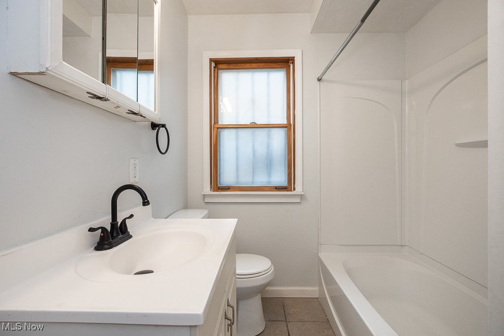 Selker-Himmel Inc Riverview Su - Residential