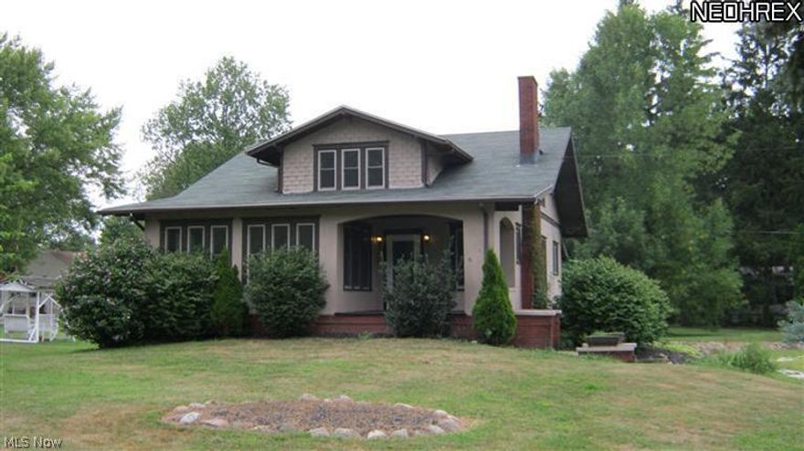 Welcome home. Beautifully redone 4 bedroom, 2 bath colonial in Alliance. New JELD-WEN windows, berber carpet throughout. Fully refinished kitchen, with new countertops, cabinets and laminate flooring. First floor master bedroom. Attached 2 car garage/tandem. Tons of character. Double corner lot. Call today