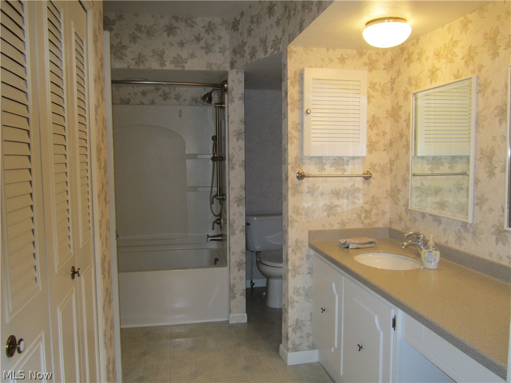 Granger Lake Condo - Residential