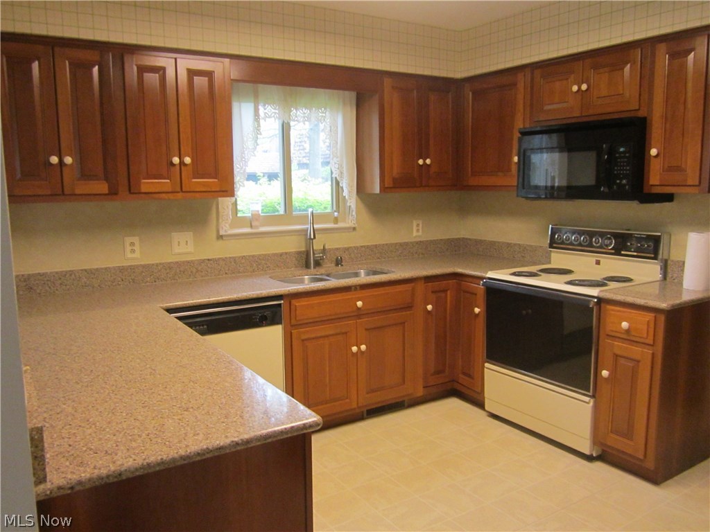 Granger Lake Condo - Residential