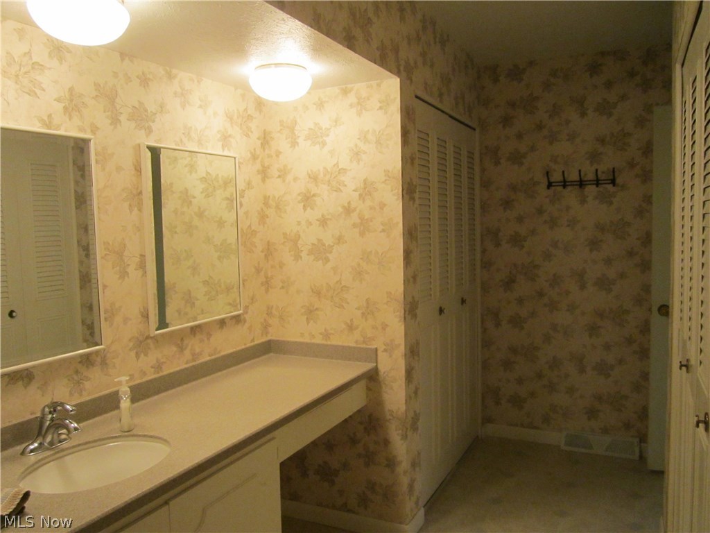 Granger Lake Condo - Residential