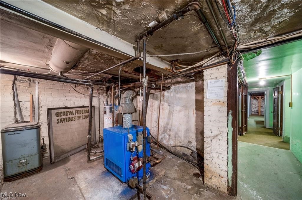 Geneva Sec 02 - Commercial Lease