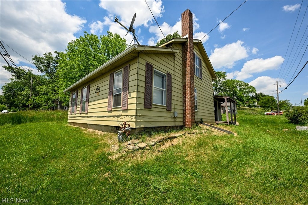 Photo of 893 Norton Avenue, Barberton, OH 44203 (MLS # 5216581)
