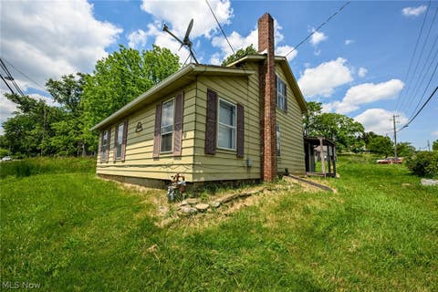 Homes For Sale - 893 Norton Avenue<br/> Barberton, OH 44203