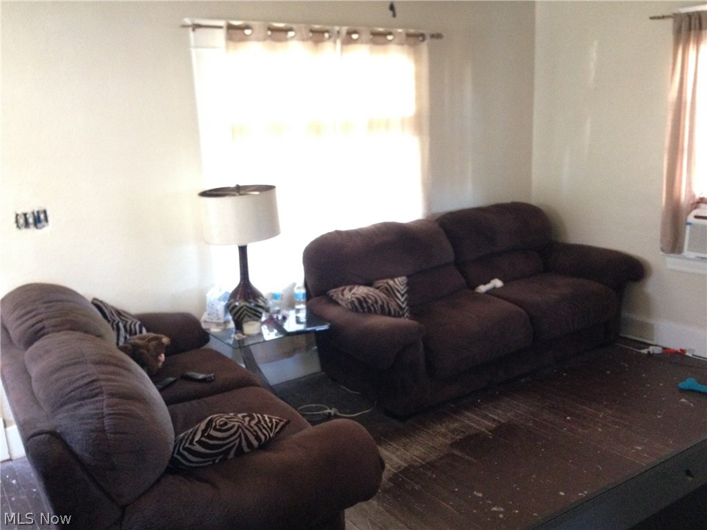 Creed & Morrison 03 - Residential