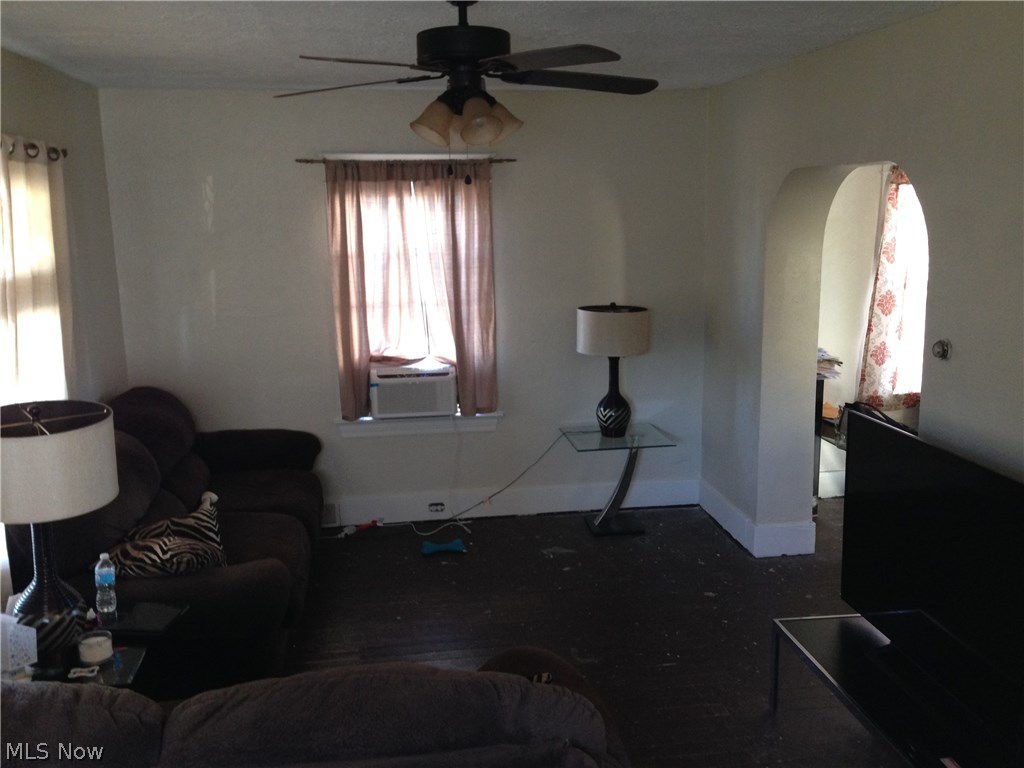 Creed & Morrison 03 - Residential