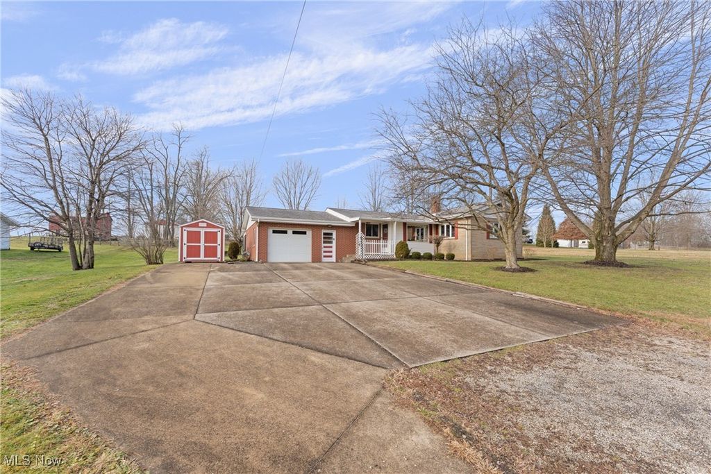 Photo of 131 Atwater Avenue, Atwater, OH 44201 (MLS # 5180095)