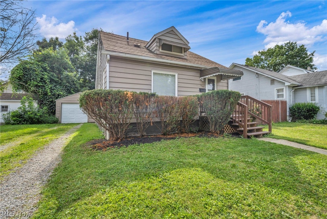 1247 Dietz Avenue