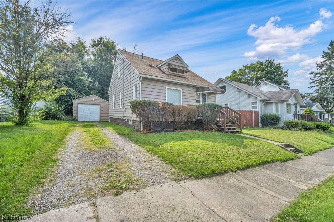 1247 Dietz Avenue