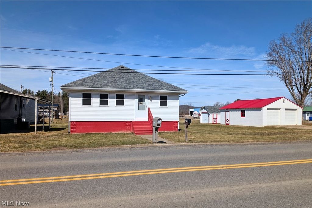 Photo of 7538 Wolfes Crossing Road SE, Gnadenhutten, OH 44629 (MLS # 5198769)