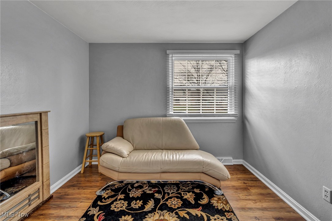 3511 Kneirim Drive, Lorain, Ohio image 31