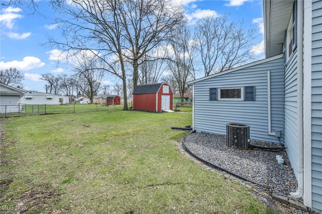 3511 Kneirim Drive, Lorain, Ohio image 41