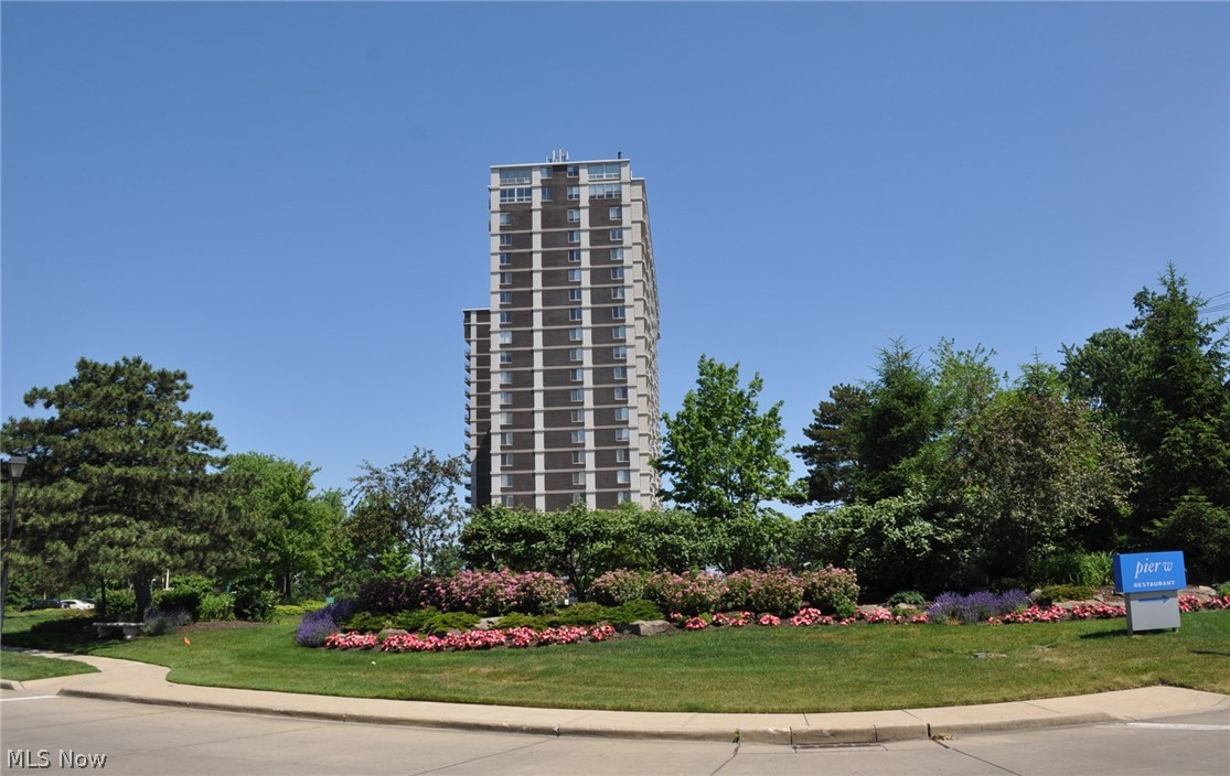 The Carlyle - Residential