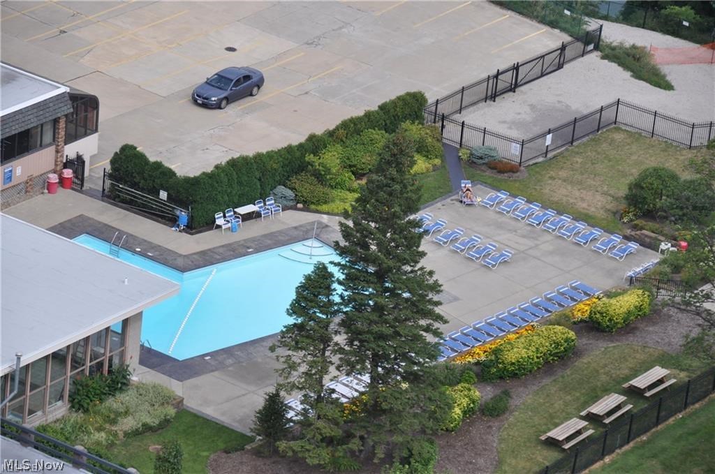 The Carlyle - Residential