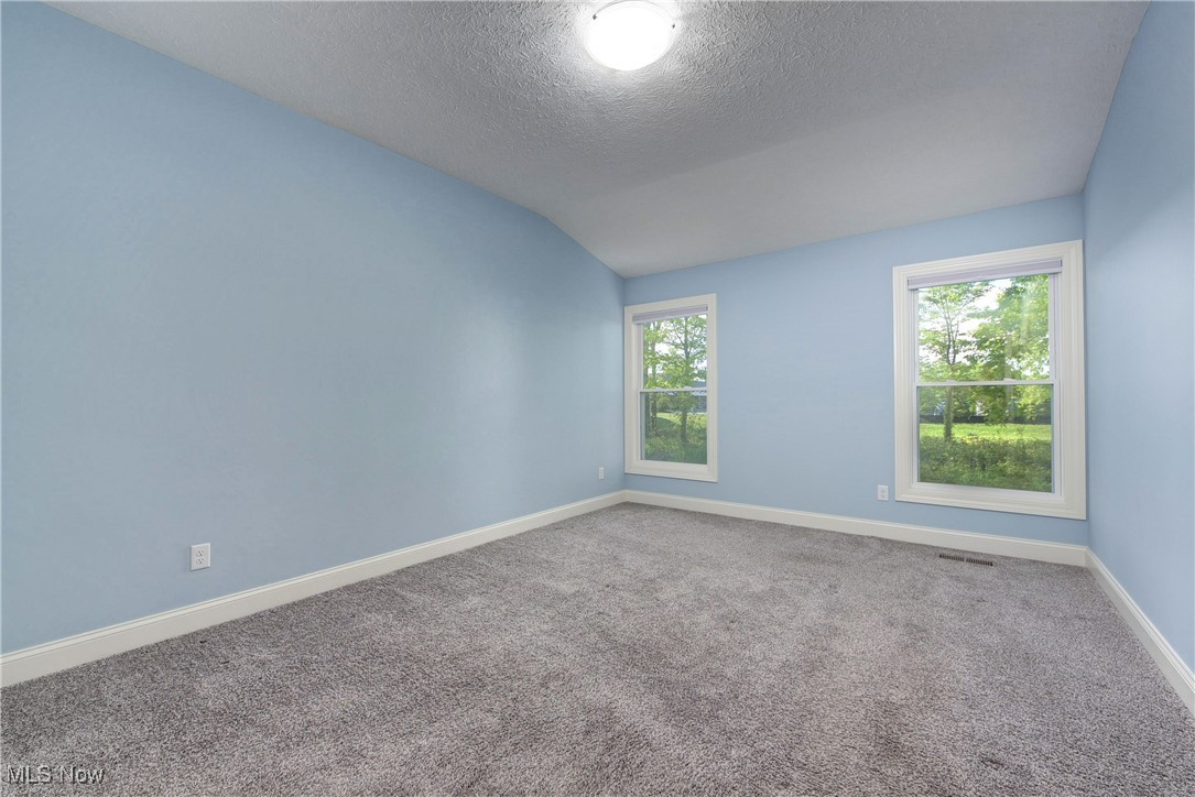 32021 Tuscan Lane #15, Avon Lake, Ohio image 17