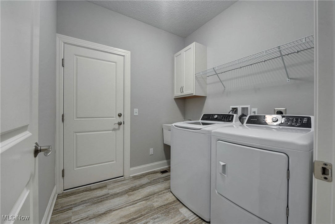 32021 Tuscan Lane #15, Avon Lake, Ohio image 38