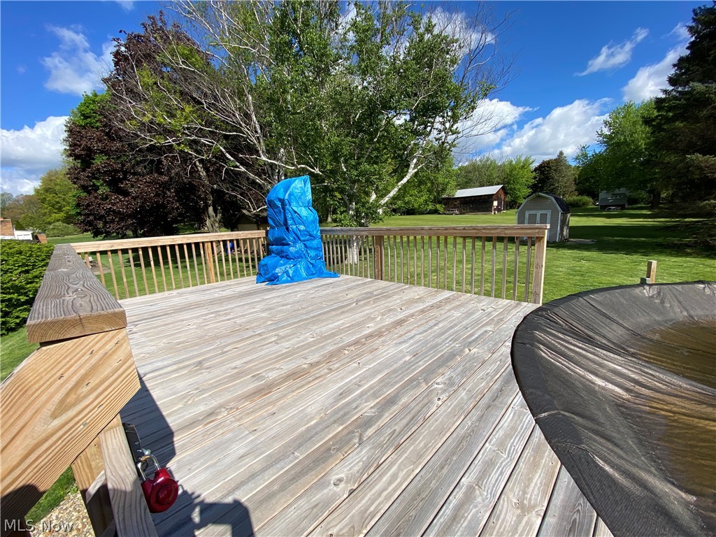 Mirror Lake - Residential