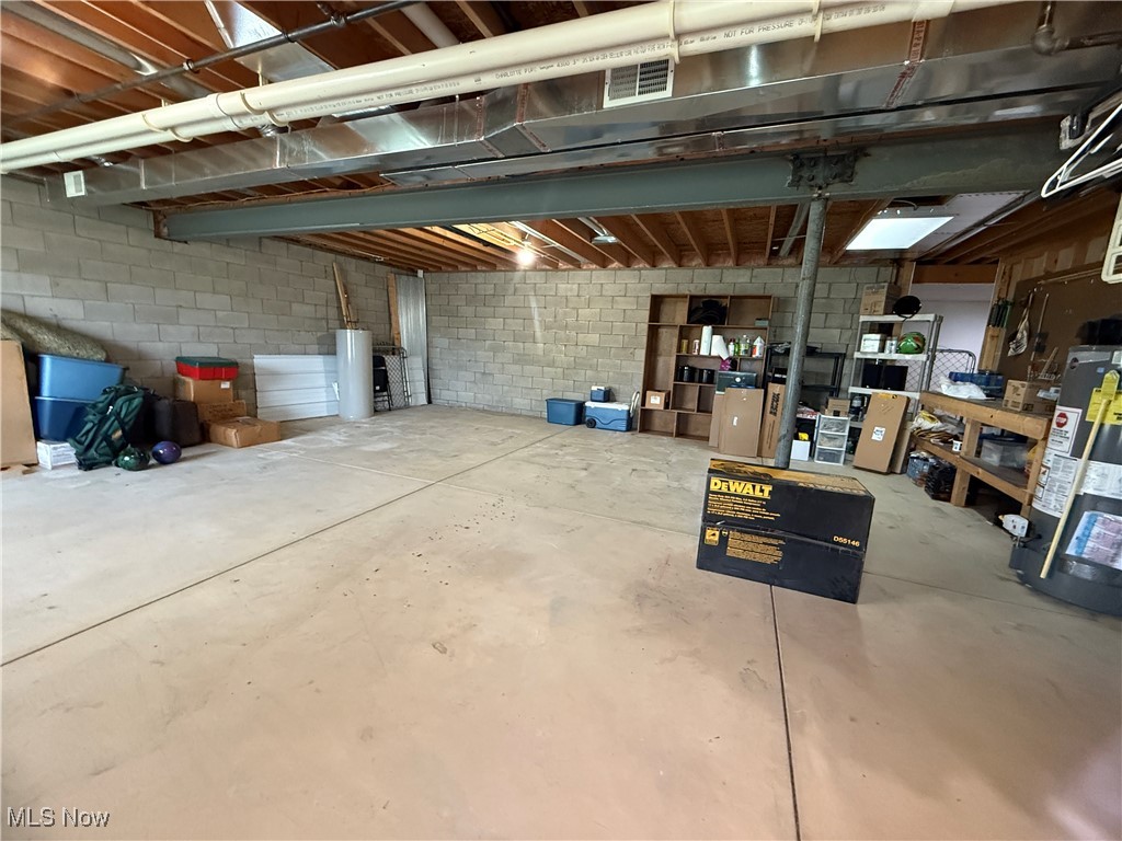 6290 Foundry Dr Dr, Nashport, Ohio image 32