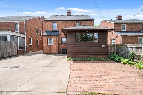 Tiny photo for 3889 Grenville Road, University Heights, OH 44118 (MLS # 5221506)