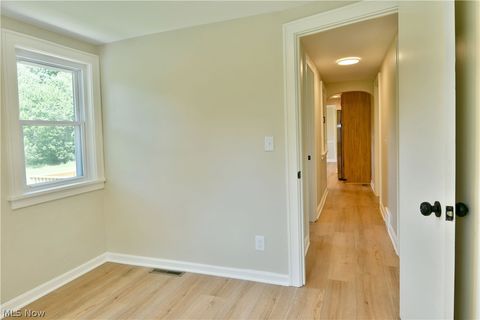 Tiny photo for 1070 Calla Road E, Poland, OH 44514 (MLS # 5220785)