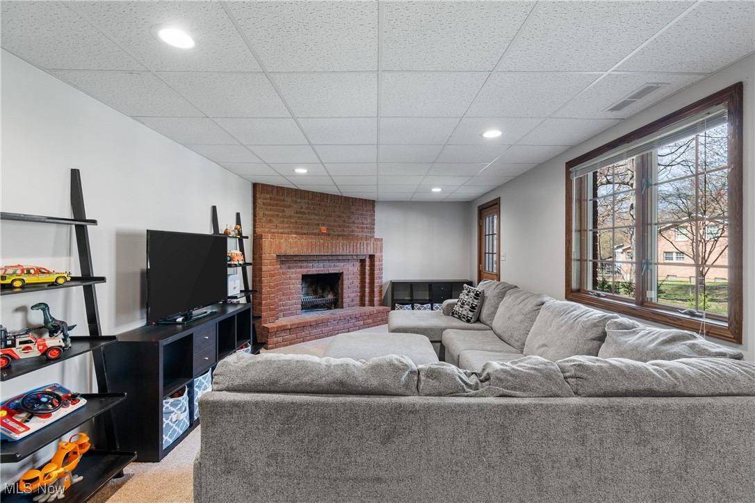 5197 Dungannon Circle, Canton, Ohio image 28