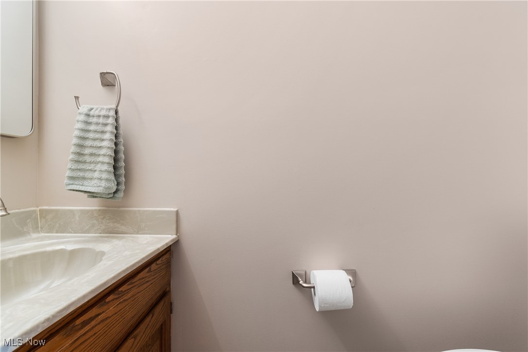 5197 Dungannon Circle, Canton, Ohio image 17